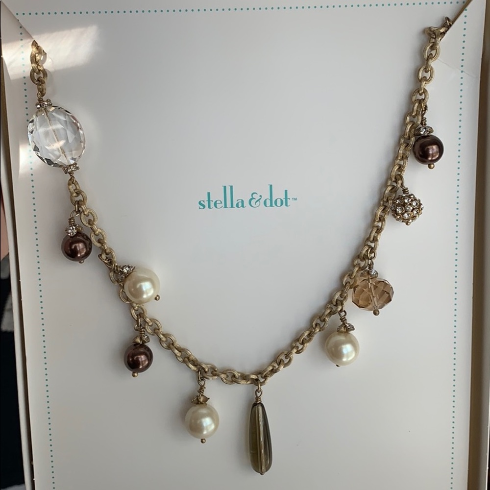 Stella & Dot Audrey Cluster Necklace